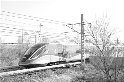 天顺：全球首列氢能源市域列车完成满载运行试验